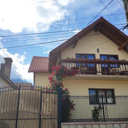 Casa Piatra Craiului Hotel Zărneşti Екстериор снимка