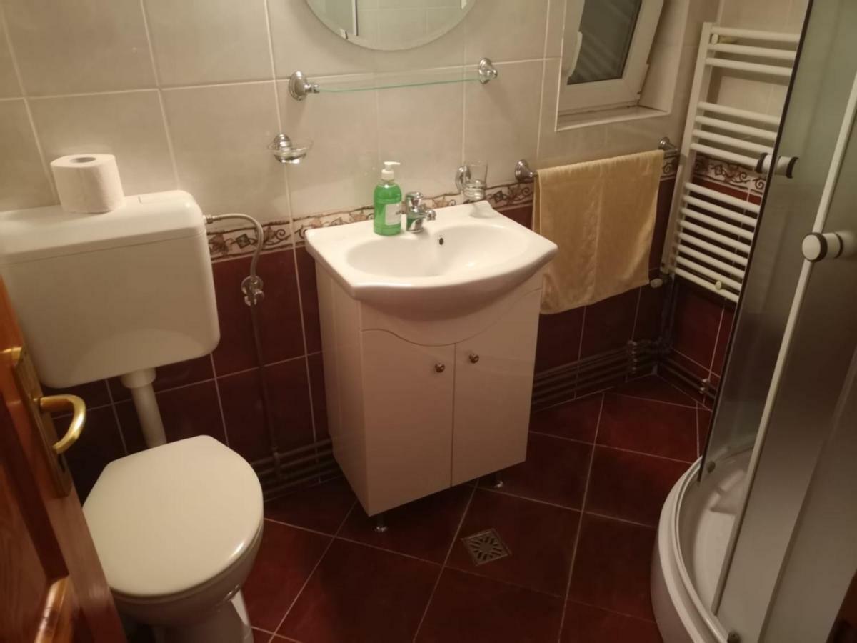 Casa Piatra Craiului Hotel Zărneşti Екстериор снимка