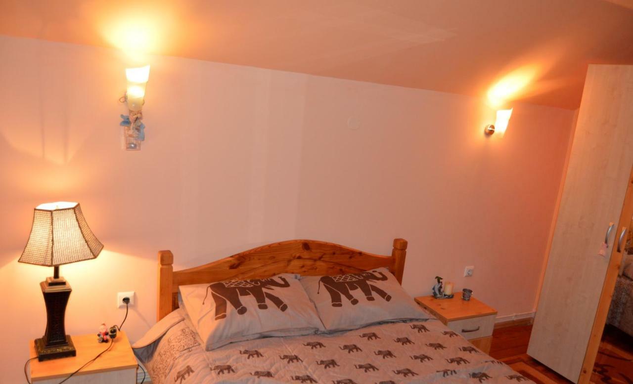 Casa Piatra Craiului Hotel Zărneşti Екстериор снимка