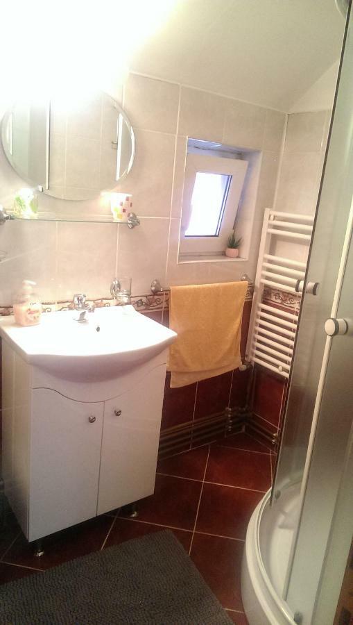Casa Piatra Craiului Hotel Zărneşti Екстериор снимка